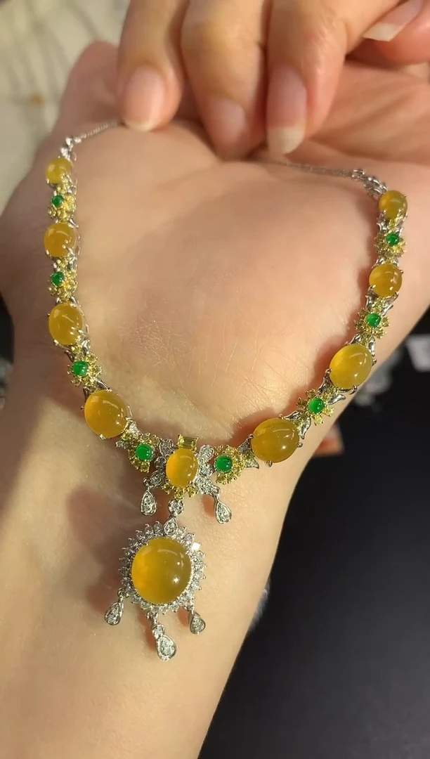 翡翠18K金镶嵌套链A66丨19800