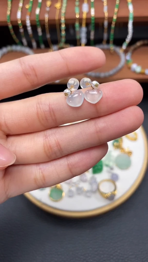 【闪购商品】翡翠耳钉18K金镶嵌2个  JK483