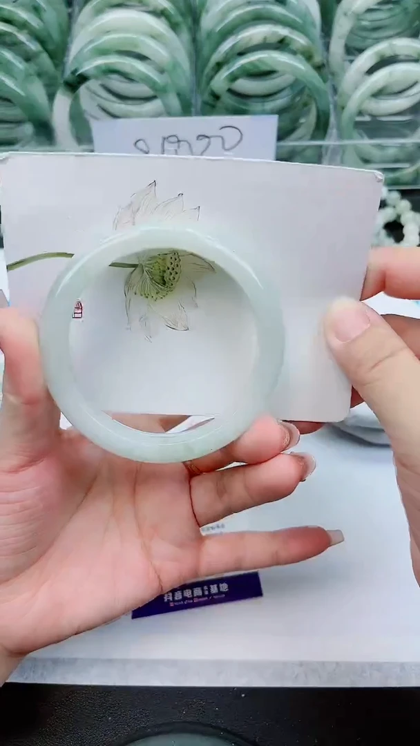 【闪购商品】石英质玉手镯未镶嵌A128号/59-60圈