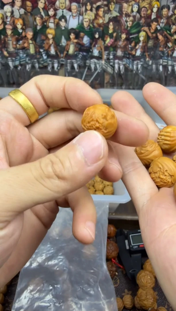 吊坠猴头核桃披风恶僧