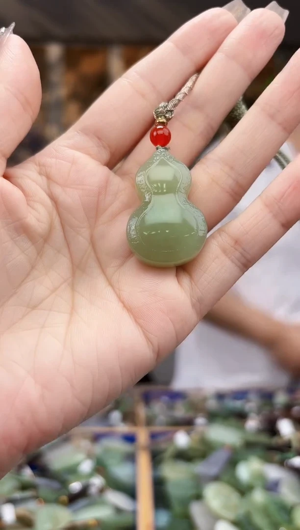 和田玉未镶嵌挂件拍一发一多样性发货