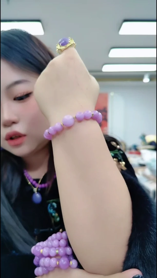 【闪购商品】翡翠颈饰未镶嵌0404紫色手串