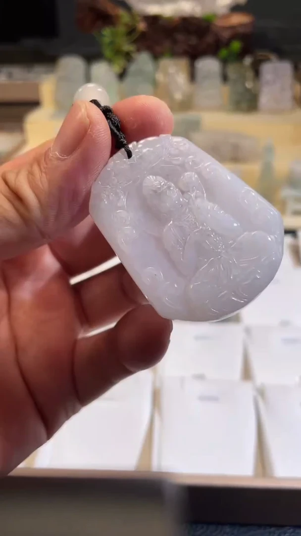 翡翠未镶嵌颈饰7/24/140