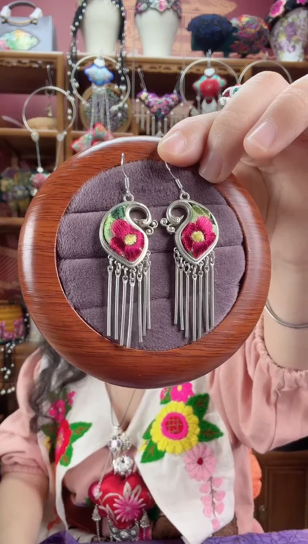 刺绣耳环57甜甜家