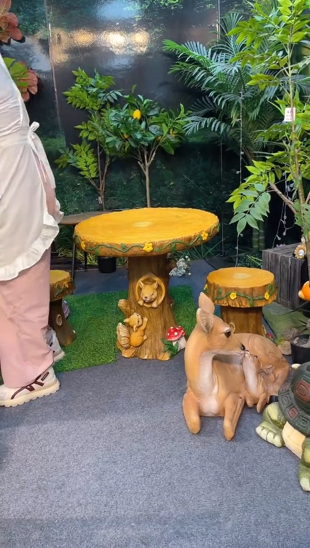 松鼠一桌两凳&003&