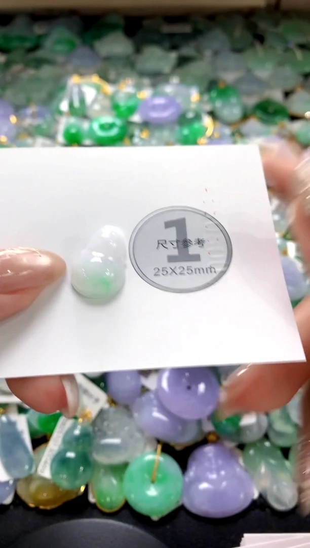 颈饰未镶嵌翡翠11111111111111111