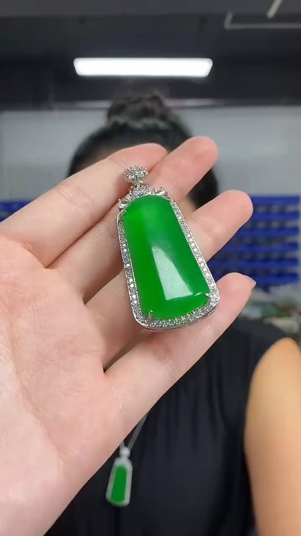 颈饰未镶嵌翡翠博*多样性发其一颜色微差