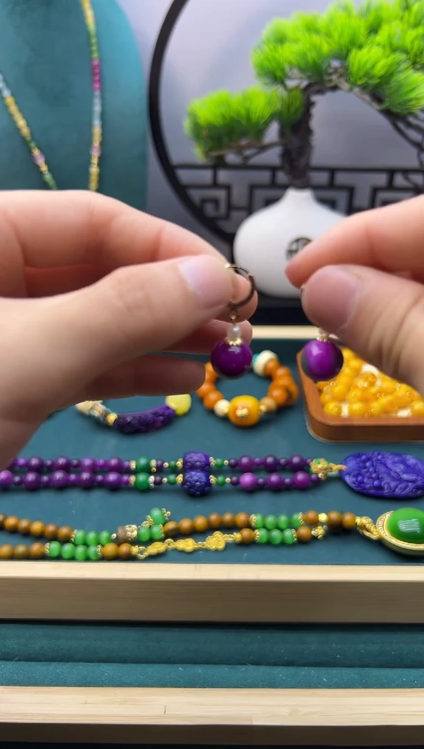 【闪购商品】翡翠耳饰14K金镶嵌E389