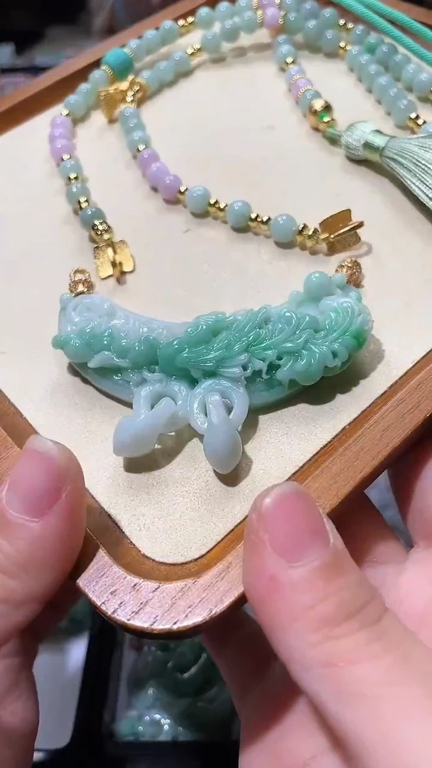 【闪购商品】翡翠颈饰未镶嵌吊坠