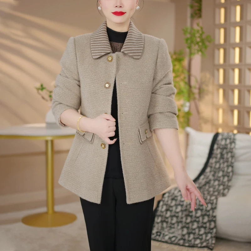 高级感妈妈装厚外套女2025年秋冬新款中年休闲翻领显瘦毛呢上衣