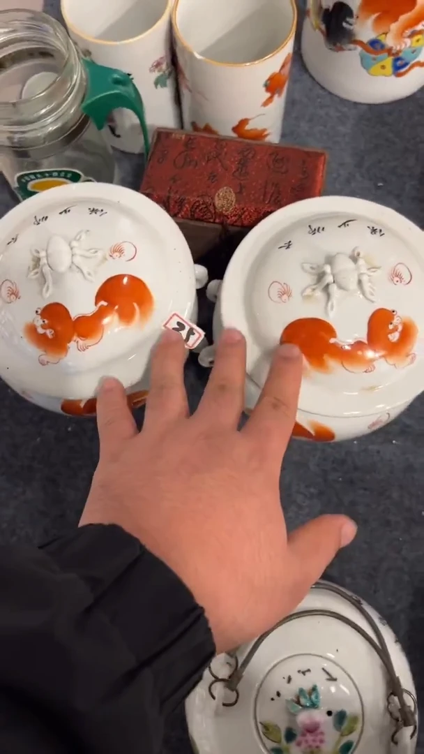 摆件瓷摆件瓷摆件狮子周刚