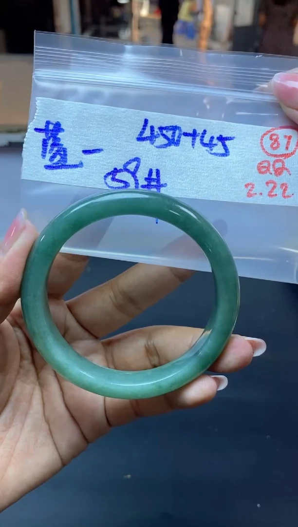 【闪购商品】定制翡翠未镶嵌87/手镯/