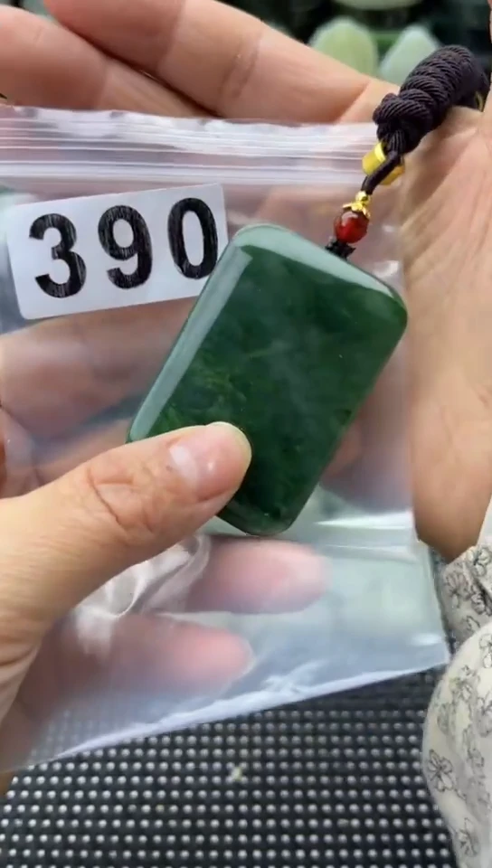 未镶嵌和田玉珠宝半成品牌子