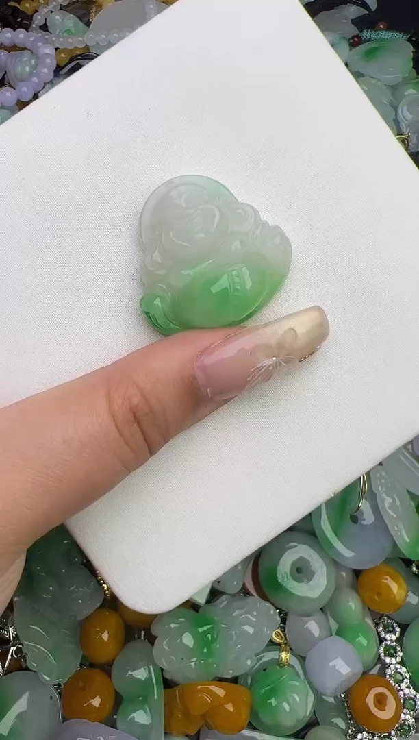 翡翠未镶嵌颈饰天然缅甸翡翠吊坠