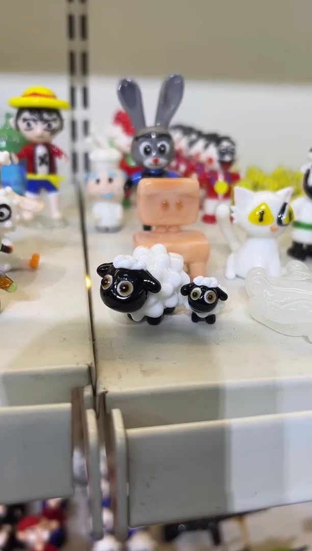 手工艺品琉璃小羊肖恩2个