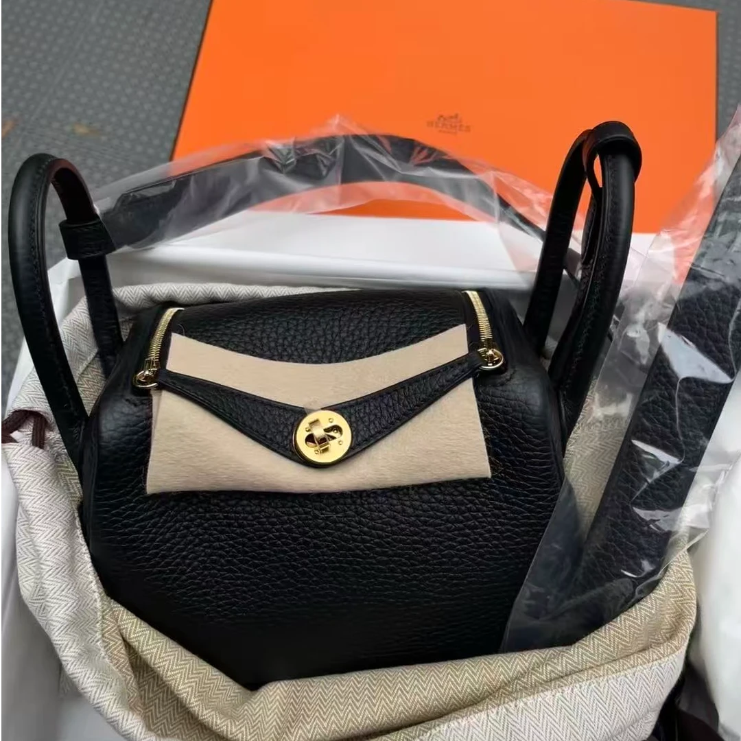 未使用 Hermes/爱马仕 【念念特价】Lindy Mini 黑色TC皮W刻金扣包