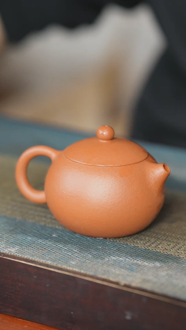 【闪购商品】喀左紫砂真不错，主播就是做壶的