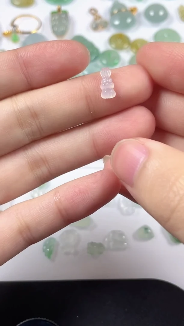 未镶嵌裸石翡翠缅甸天然翡翠