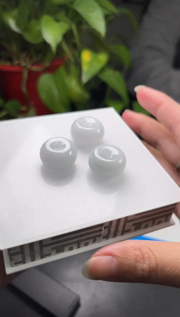 【闪购商品】翡翠挂件未镶嵌多样性发一件CH12
