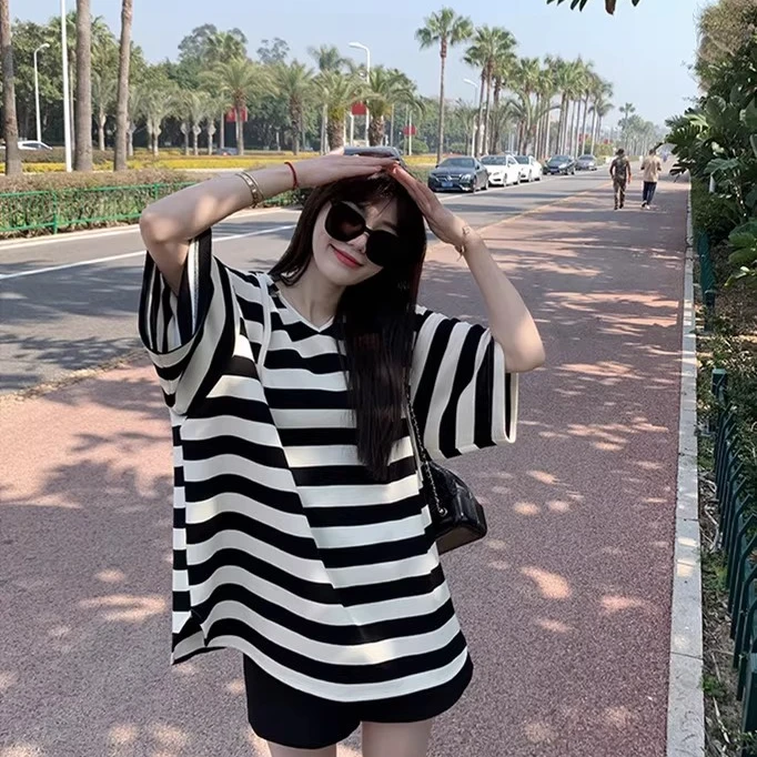 特大码300斤黑色条纹拼接连帽时尚T恤纯棉小众休闲宽松上衣