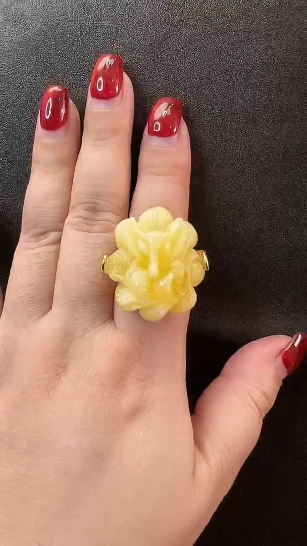 琥珀未镶嵌戒指戒指