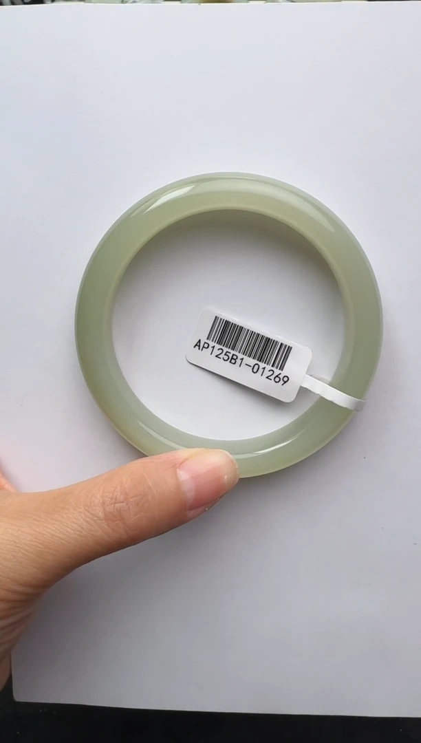 未镶嵌手镯和田玉59