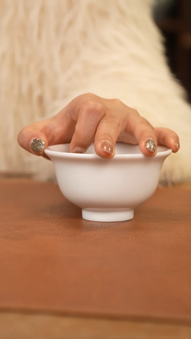 【闪购商品】杯景德镇白胎压手杯