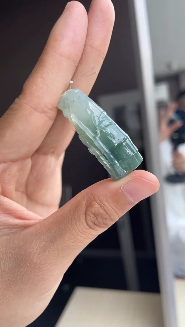 吊坠(不含链)未镶嵌翡翠天然缅甸A货翡翠