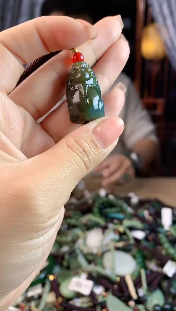 【闪购商品】和田玉挂件未镶嵌多样性发货拍一发一