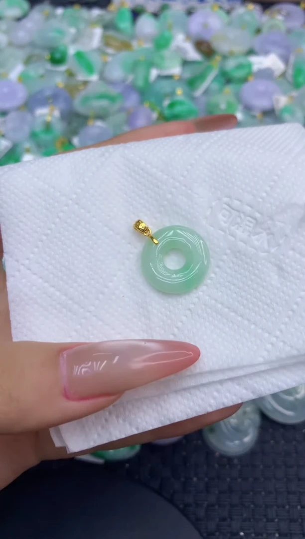 颈饰未镶嵌翡翠天然缅甸A货翡翠