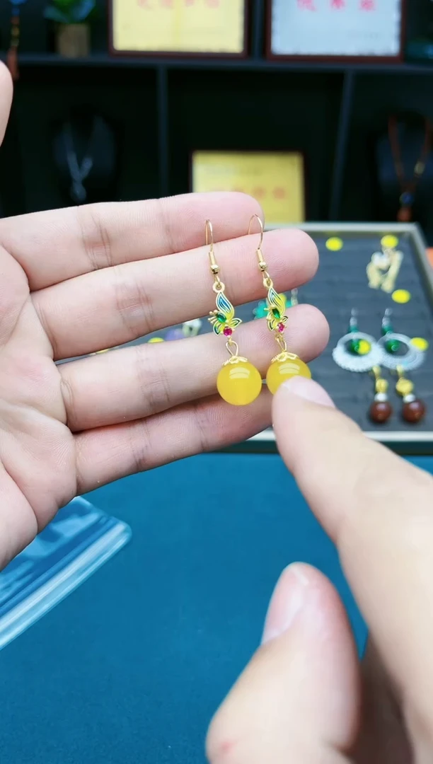 【闪购商品】玛瑙/玉髓耳钉银S925镶嵌31800