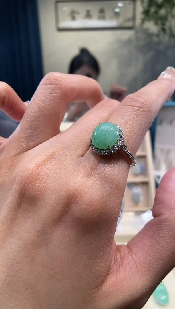 【闪购商品】翡翠吊坠(不含链)银S925镶嵌蛋面戒指