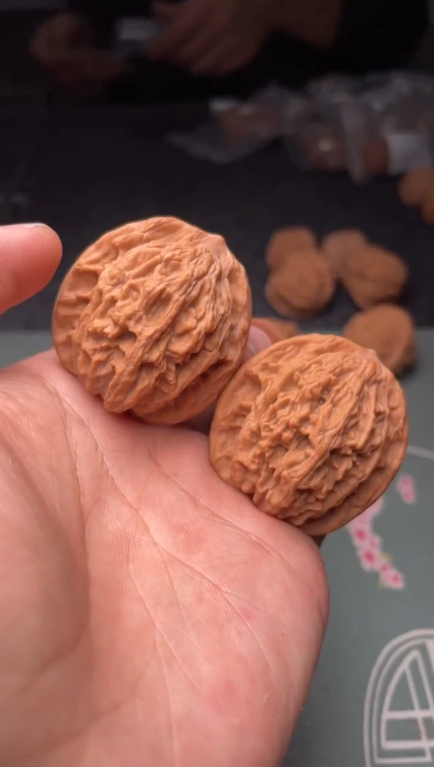 把件文玩核桃a237  麦虎 40尺