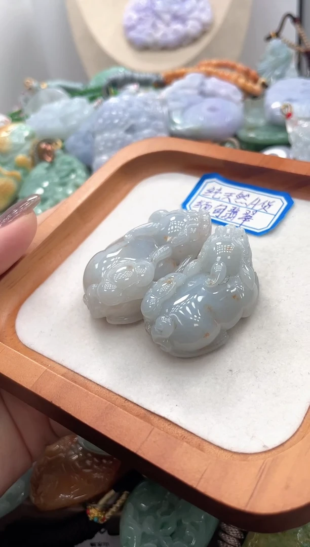未镶嵌挂件翡翠054