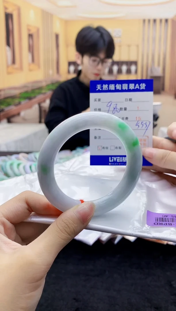 【闪购商品】翡翠手镯未镶嵌    H85-40