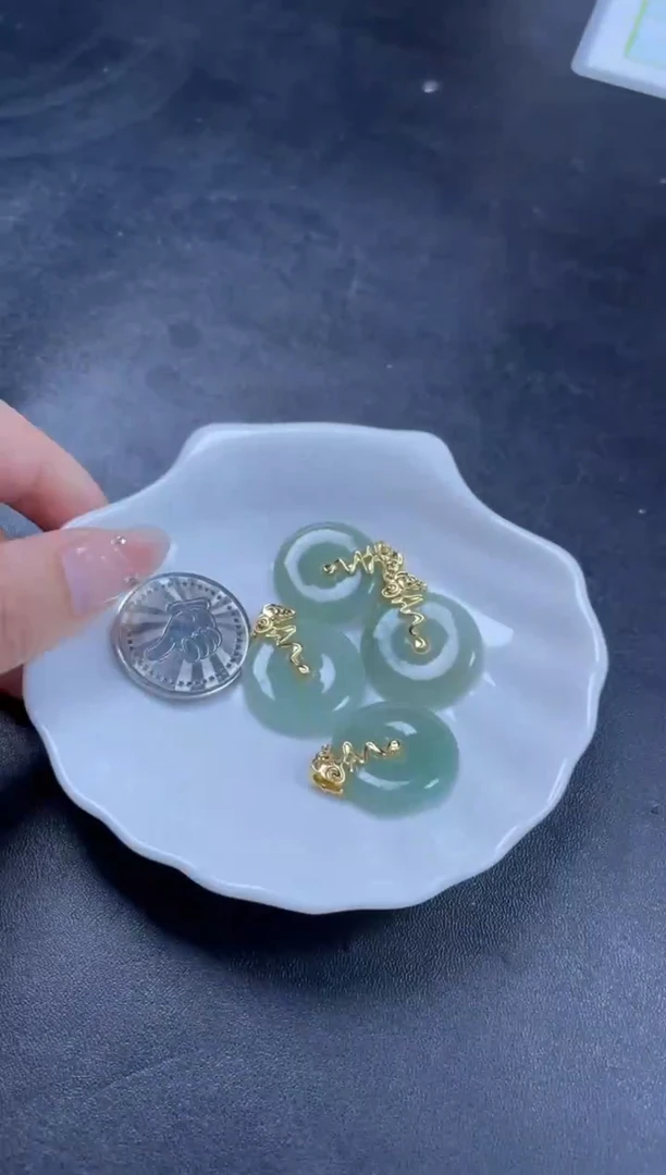 【闪购商品】翡翠吊坠(不含链)银S925镶嵌31465多样性发一