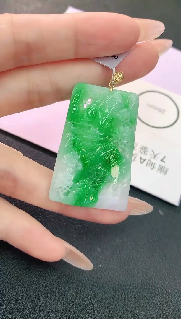 颈饰18K金镶嵌翡翠 赠礼盒证书 麦麦