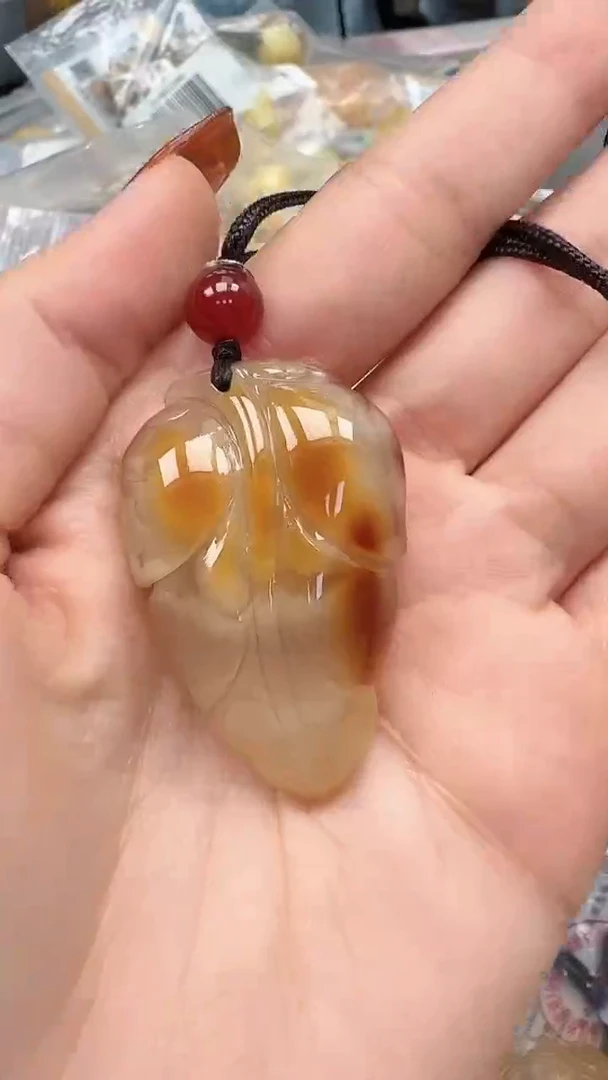 裸石琥珀未镶嵌如图