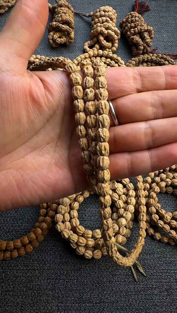 手串柏香籽/百香籽两*桶顺