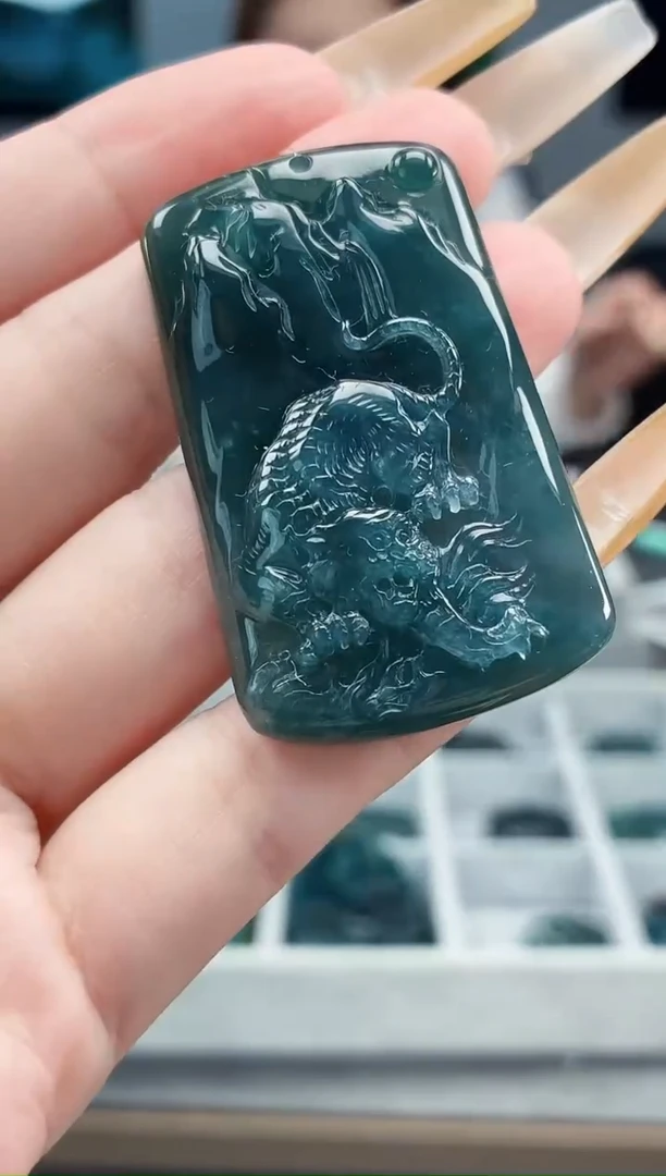 颈饰未镶嵌翡翠DLZ25092280