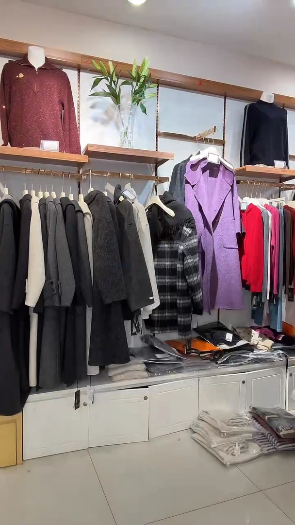 用****98798 藏青色灰色条纹 均码