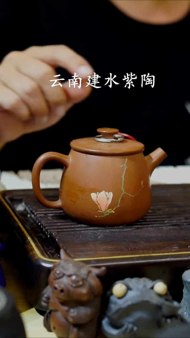 云南建水紫陶微微瑕  001   160cc