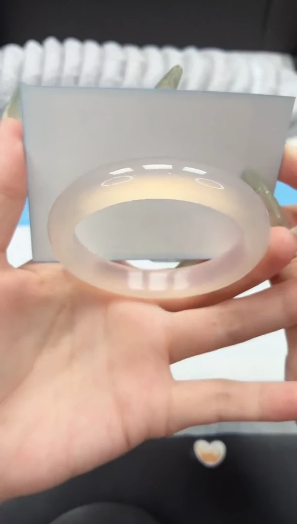 石英质玉手镯未镶嵌22/荔枝56.7