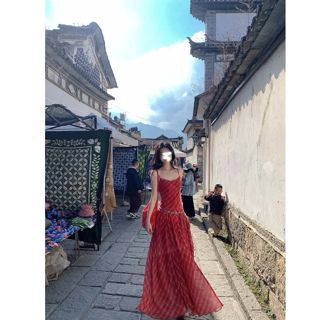 【美若天仙】新款休闲气质收腰显瘦拼接红格子长款吊带14米连衣裙女