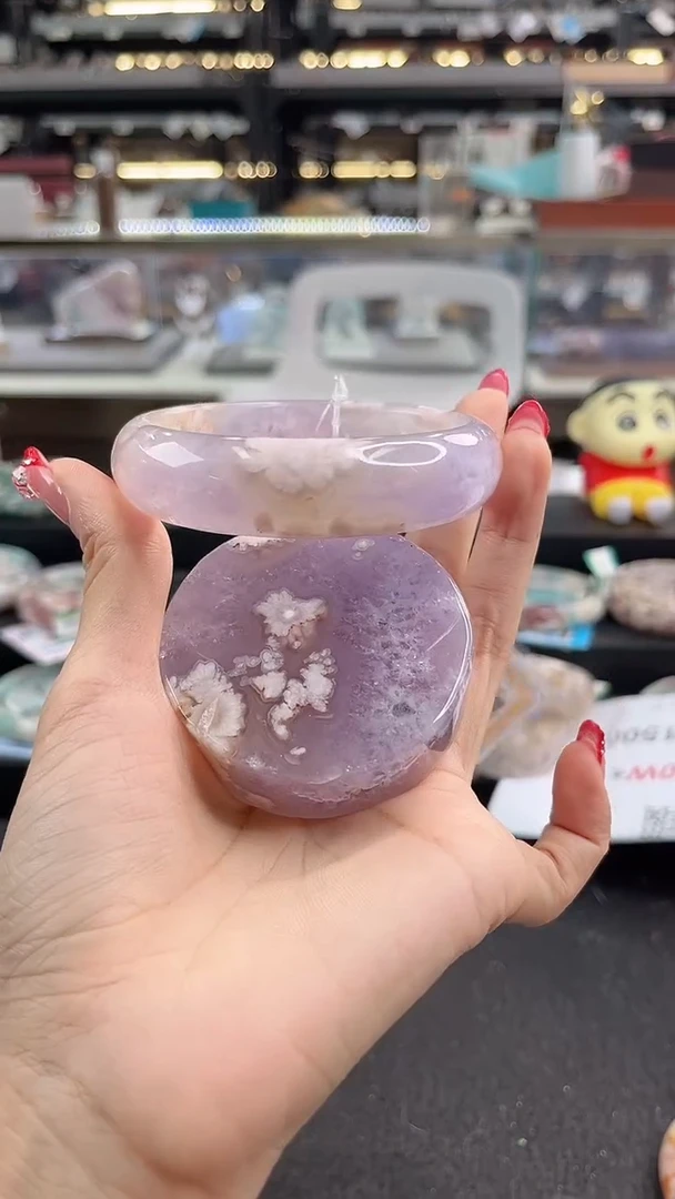未镶嵌手镯石英质玉六*六圈口（赠品镯心）