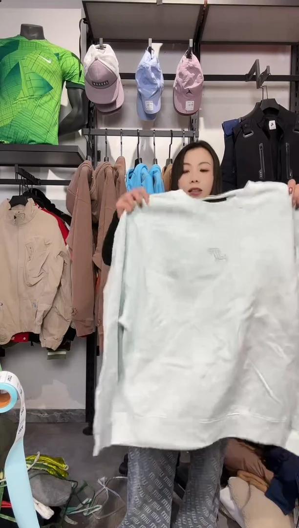 1414 编码 瑕疵款直播间过款为准 尺码   身高  3X