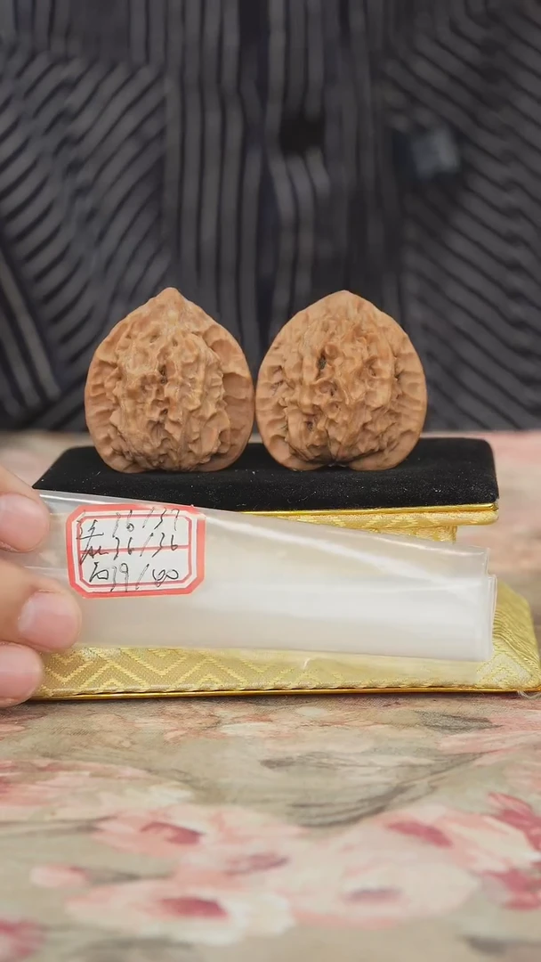 把件文玩核桃非嫁接官帽