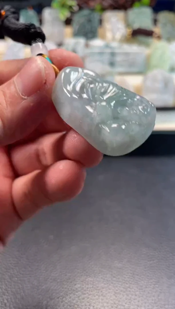 颈饰未镶嵌翡翠11/23/070