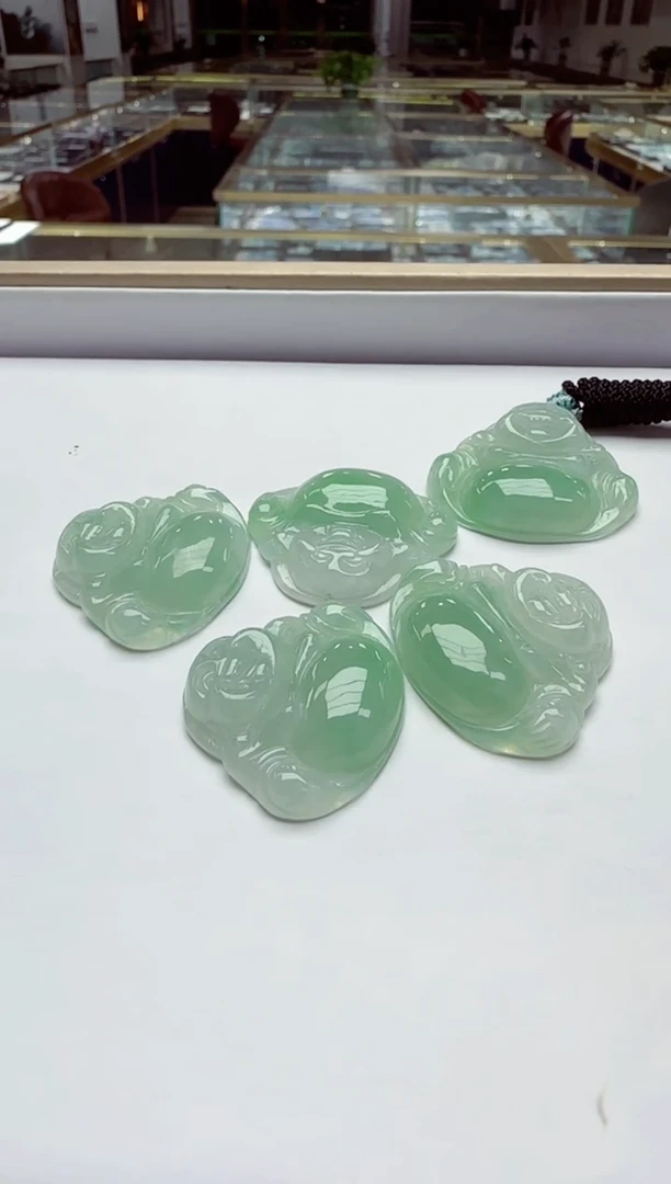 颈饰未镶嵌翡翠多样性发其一