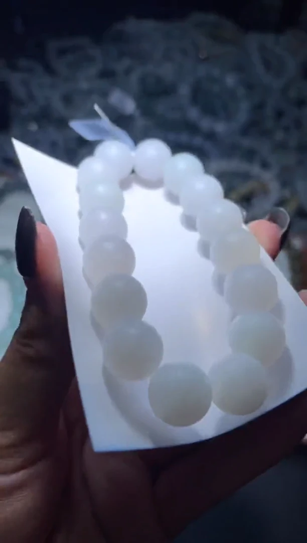 定制翡翠未镶嵌天然缅甸A货翡翠手串7